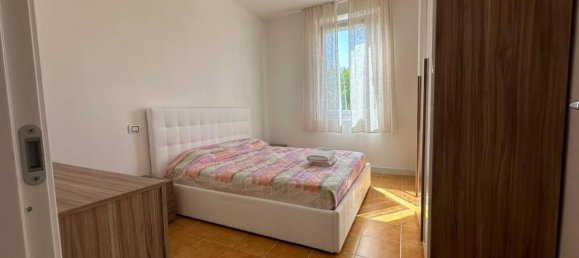 3-salle Appartement à Sassuolo, Italy No. 40448 7