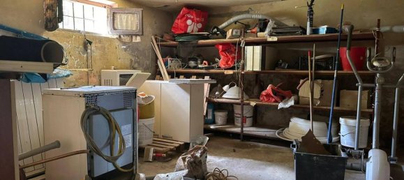 3-salle Appartement à Sassuolo, Italy No. 40448 9