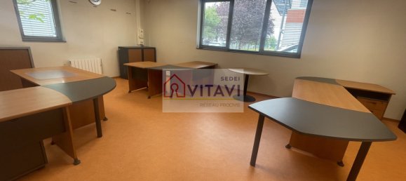 19 rooms Office in Beauvais, France No. 271958 9