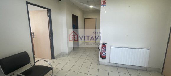 19 rooms Office in Beauvais, France No. 271958 12