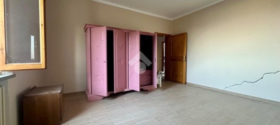 5 rooms House in Verucchio, Italy No. 92009 16