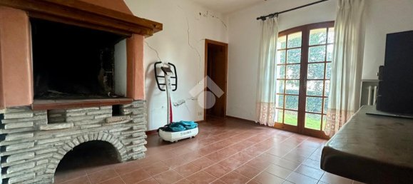 5 rooms House in Verucchio, Italy No. 92009 4