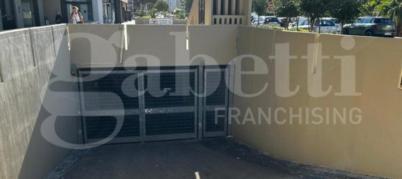 Garaje en Taranto, Italy 14 m² No. 351414 3