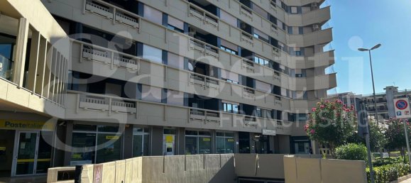 Garaje en Taranto, Italy 14 m² No. 351414 2