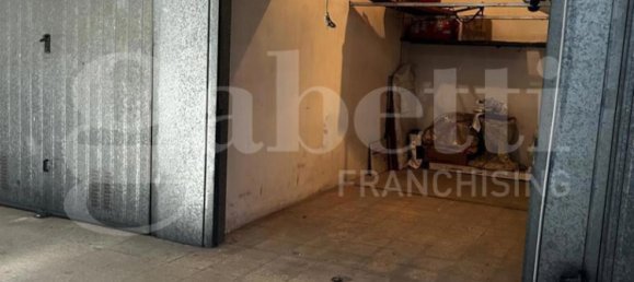 Garaje en Taranto, Italy 14 m² No. 351414 11