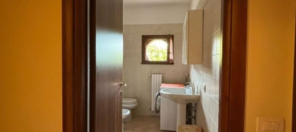 3 bedrooms Apartment in Collecchio, Italy No. 340490 12
