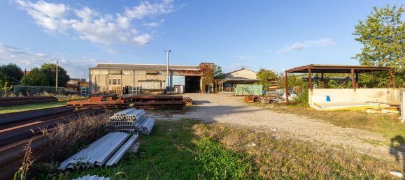 Lagerhaus in Pordenone, Italy 3000m², Nr. 118216 34