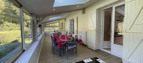 5 bedrooms Villa in Montbazon, France No. 232651 10