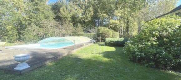 5 bedrooms Villa in Montbazon, France No. 232651 4