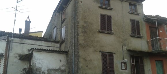 7-Zimmer Haus in Gropparello, Italy, Nr. 253359 4