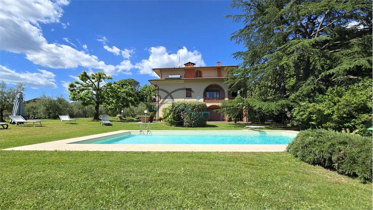 8 Schlafzimmer Villa in Capannori, Italy, Nr. 295174