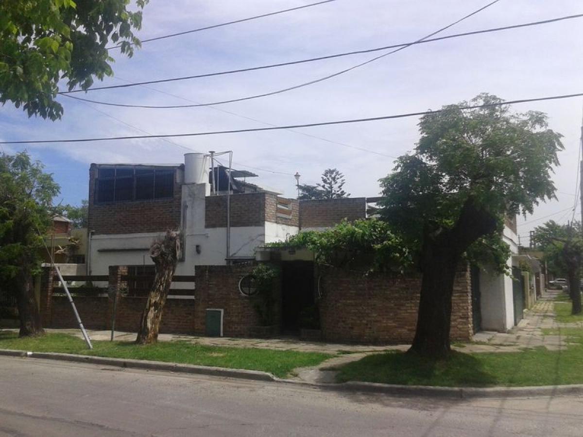 3 غرف نوم منزل في Moron, Argentina رقم 51162