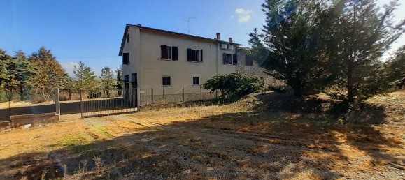 15 rooms House in Castiglione d'Orcia, Italy No. 66159 6
