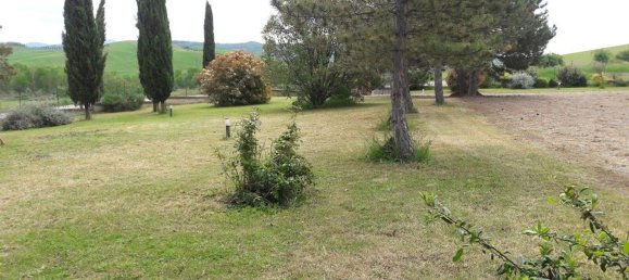 15 rooms House in Castiglione d'Orcia, Italy No. 66159 10