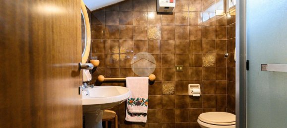 5غرفة شقة في Rome, Italy رقم 107590 36