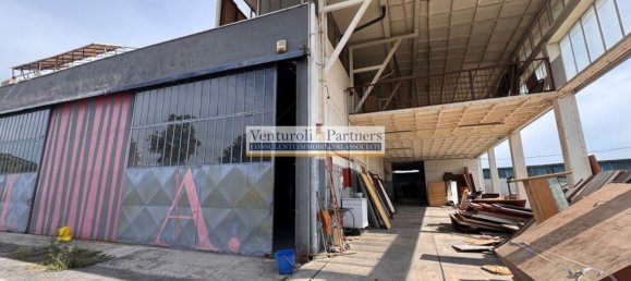 Almacén en Lonato del Garda, Italy 1400 m² No. 277423 5