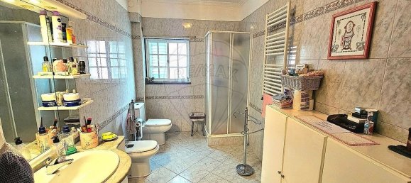 5 bedrooms House in Almada, Portugal No. 166411 10