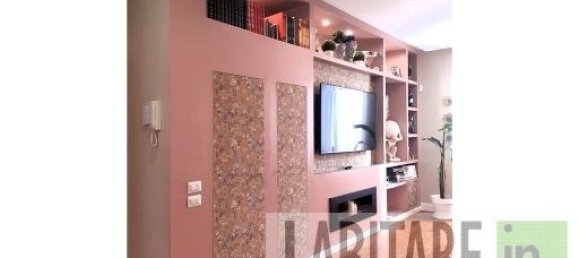 5 rooms Apartment in San Casciano in Val di Pesa, Italy No. 29189 2