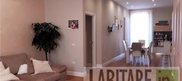 5 rooms Apartment in San Casciano in Val di Pesa, Italy No. 29189 3