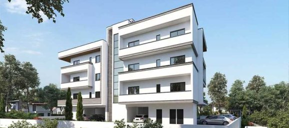 3 bedrooms Apartment in Germasogeia, Cyprus No. 107525 2