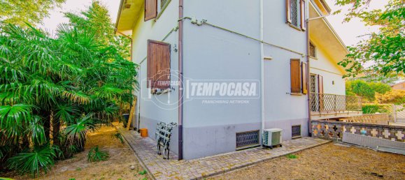 4 rooms Villa in Torre d'Isola, Italy No. 266223 13