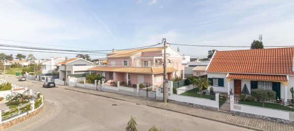 4 Schlafzimmer Haus in Corroios, Portugal, Nr. 119799 42