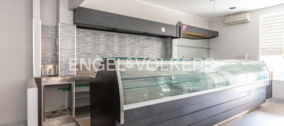 1 room Commercial property in Ariccia, Italy No. 63004 4