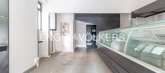 1 room Commercial property in Ariccia, Italy No. 63004 2