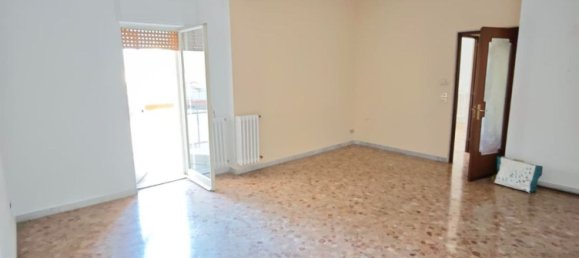 3 chambres Appartement à Bari, Italy No. 361798 24