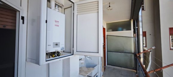 3 chambres Appartement à Bari, Italy No. 361798 3