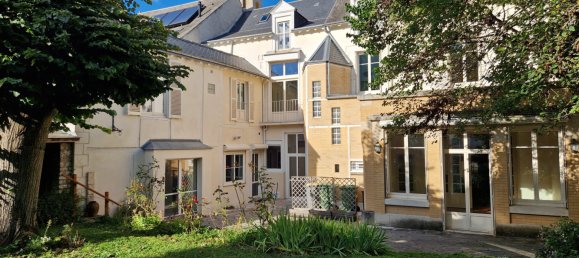 6 bedrooms House in Orleans, France No. 233933 4