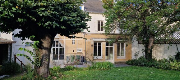 6 bedrooms House in Orleans, France No. 233933 30