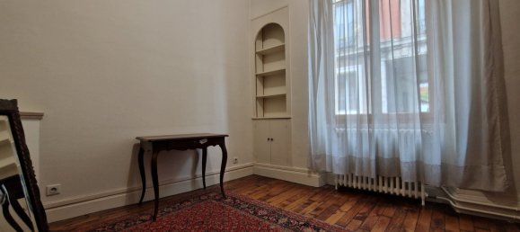 6 bedrooms House in Orleans, France No. 233933 27