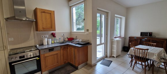 6 bedrooms House in Orleans, France No. 233933 13