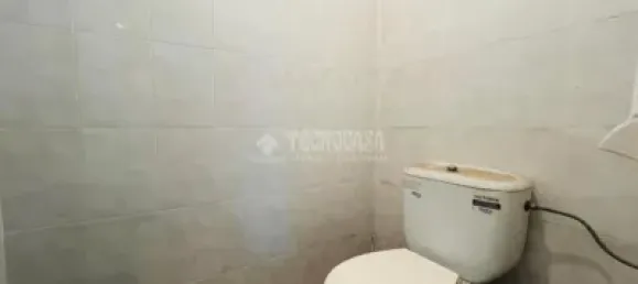 39m² Commercial property in L'Hospitalet de Llobregat, Spain No. 179158 13