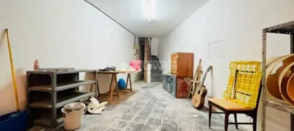 39m² Commercial property in L'Hospitalet de Llobregat, Spain No. 179158 18