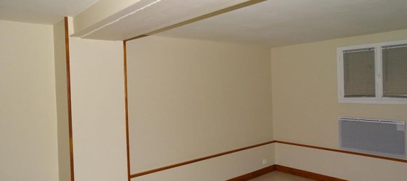 Edificio de 13 habitaciónes en Gien, France No. 241263 12