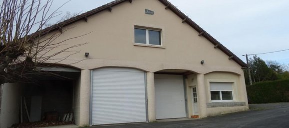 Edificio de 13 habitaciónes en Gien, France No. 241263 2