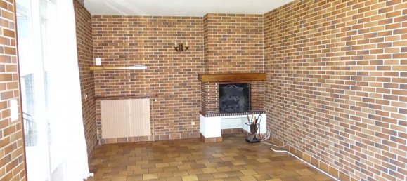 Edificio de 13 habitaciónes en Gien, France No. 241263 13