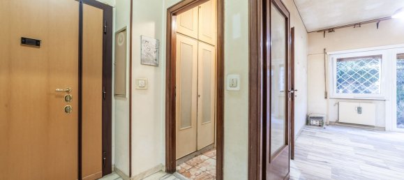 3غرفة شقة في Rome, Italy رقم 137756 9