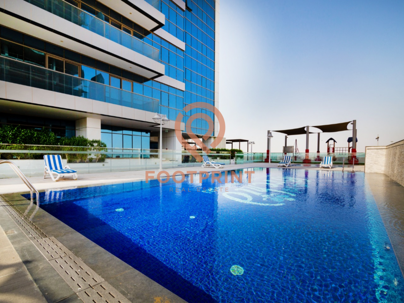 Apartamento T2 em Dubai Science Park, UAE N.º 24630