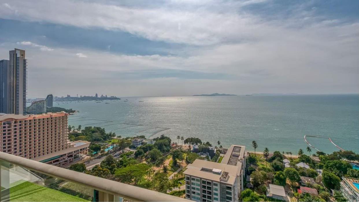 2 bedrooms Apartment in Pattaya, Thailand No. 20238