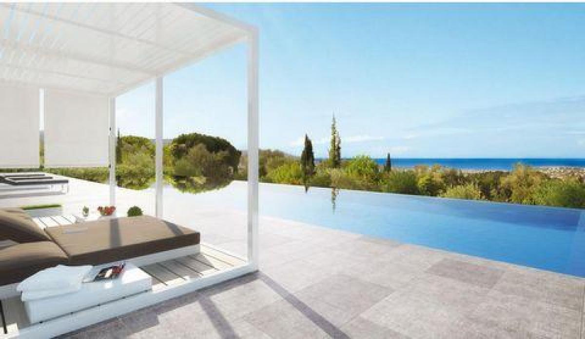 3 bedrooms Apartment in Nice, France No. 12809