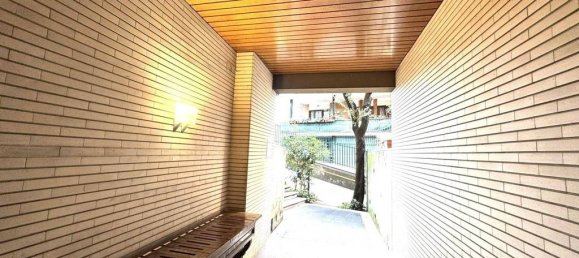 4 bedrooms Apartment in Rome, Italy No. 112403 24