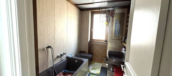 4 bedrooms Apartment in Rome, Italy No. 112403 6