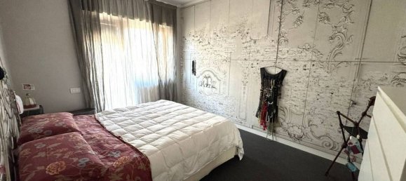 4 bedrooms Apartment in Rome, Italy No. 112403 7