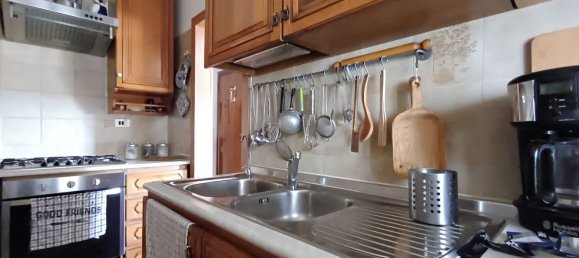 4-salle Appartement à Vignola, Italy No. 286315 4