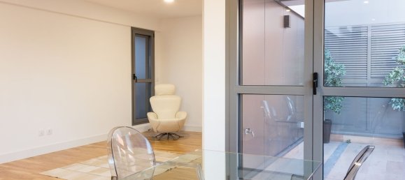 3 bedrooms Apartment in Madrid, Spain No. 178945 4