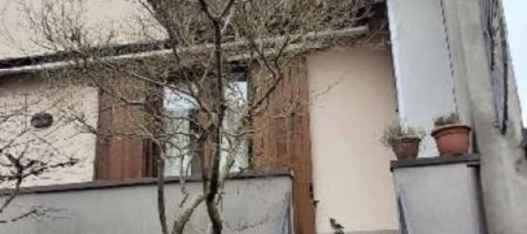 4 rooms House in Crema, Italy No. 313842 7
