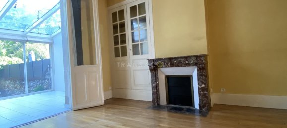 4 bedrooms House in Tours, France No. 72878 13